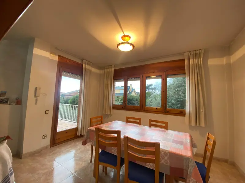 Casa en Venta Can Duran Canovelles 4 Dormitorios Jardin Parking