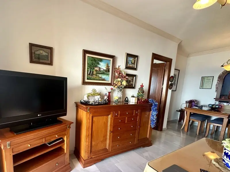 Apartamento en venta en La Herradura con vistas al mar