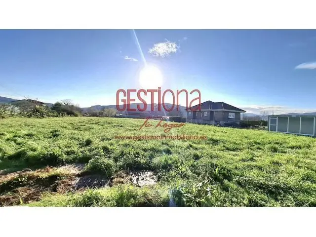 Terreno Urbano con Proyecto para 16 Viviendas en Zurita