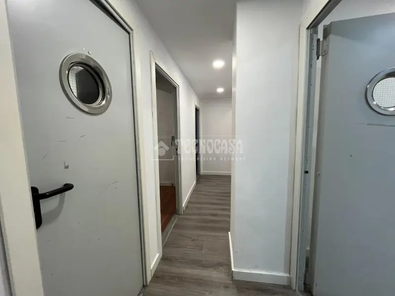 Local comercial en venta en Parque Lisboa - Valderas - Los Castillos