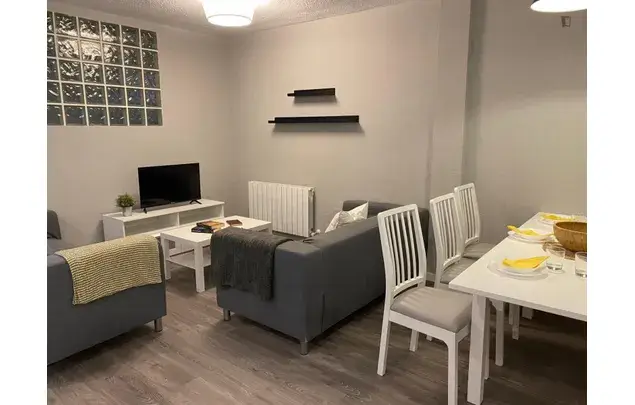 Alquiler Apartamento 7 Dormitorios Madrid Estudiantes