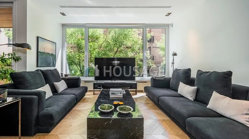 Piso de Lujo en Venta en Almagro Madrid