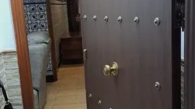 Casa adosada en venta en Calle del Lirio, 6