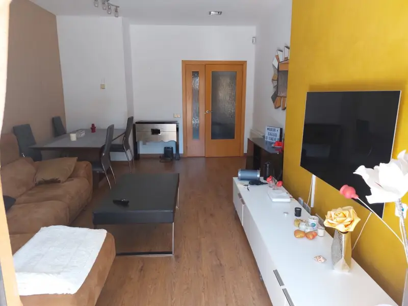 Venta Piso con calefacción en Pinetons Ripollet