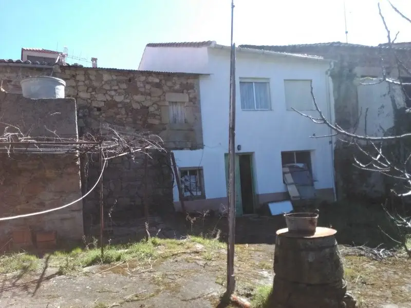 Venta Casa con Garaje en Valverde del Fresno
