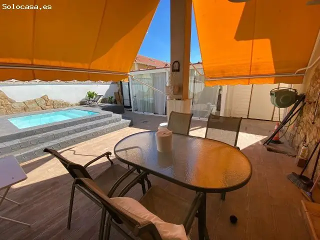 Chalet Pareado Reformado en Alovera 136m2