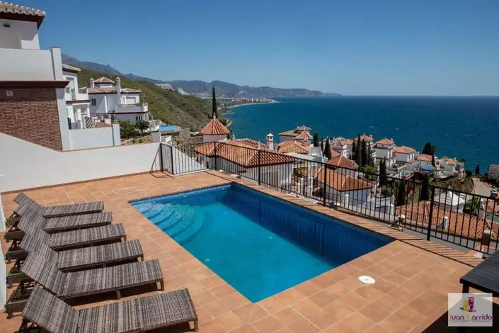 Villa de Lujo 5 Dormitorios Torrox Costa Vistas al Mar