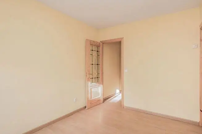 Venta Piso 63m2 Trinitat Vella Barcelona
