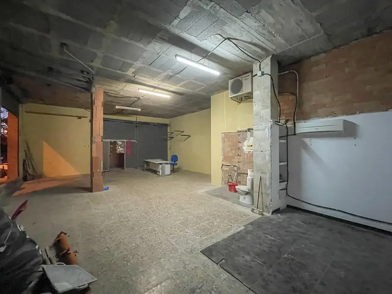 Venta Local Comercial Molins de Rei 90m²
