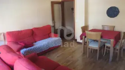 Piso en Venta Navatejera Villaquilambre 2 Dormitorios Garaje Trastero