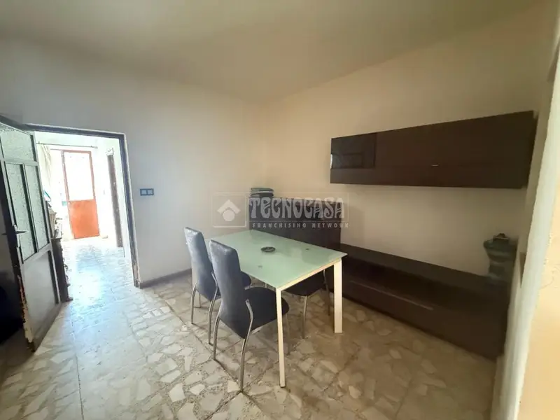 Casa en Venta Vilches 3 Dormitorios Patio Terraza Amueblada