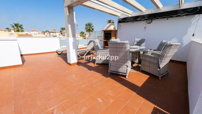 Bungalow en Punta Prima 2 Dormitorios 2 Baños Amueblado