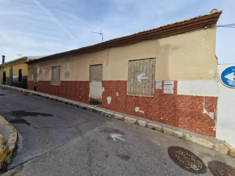 Casa a Estrenar en Petrer para Reformar