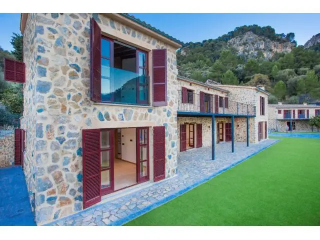 Fantástica Villa De Lujo Con Casa De Invitados Y Vistas Al Mar En Estellencs