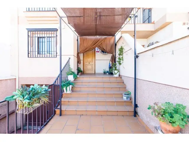Casa Adosada en El Jau  3 Dormitorios 2 Baños Sótano