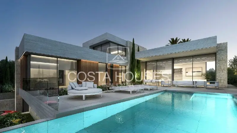 Villa de Lujo en Moraira con Vistas al Mar
