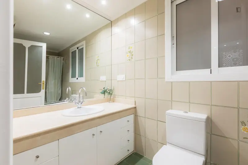 Coliving Valencia: Habitaciones Amuebladas con Servicios Incluidos