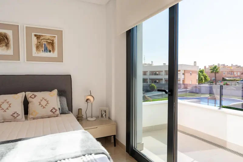Venta Adosado Alicante 3 Dormitorios 3 Baños Jardin Piscina