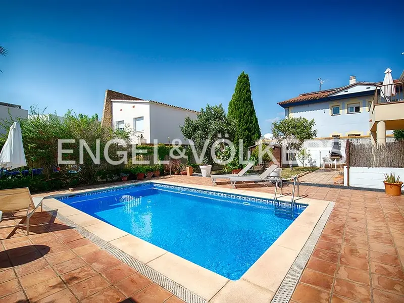 Chalet en venta en Empuriabrava, Castelló d'Empúries, Girona