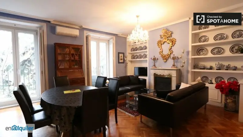 Apartamento 3 Dormitorios Centro Madrid Palacio Real