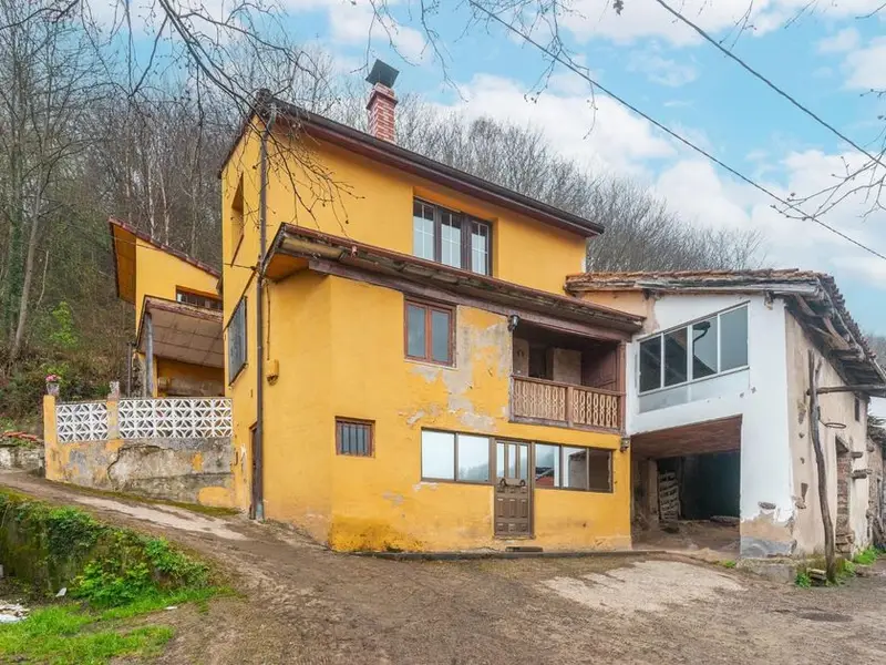 venta Chalet en Pola de Lena, Asturias (821390)- Globaliza