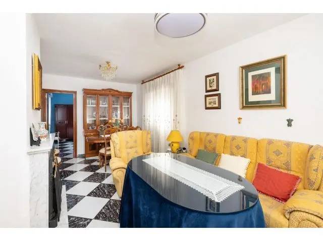 Casa en Venta Calicasas Granada Amplia con Encanto y Vistas