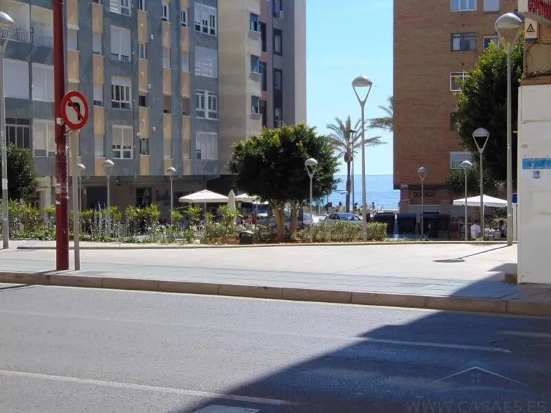 Ático en Venta en Zapillo Almería 120m2 3 Dormitorios 2 Baños Terraza