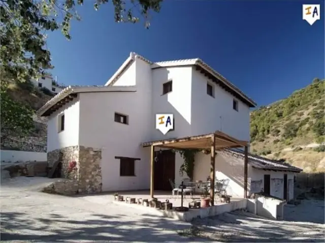 Casa Rural 11 Dormitorios Montefrío Venta