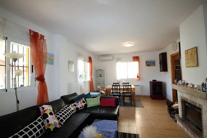 Chalet en venta en Castalla, Alicante