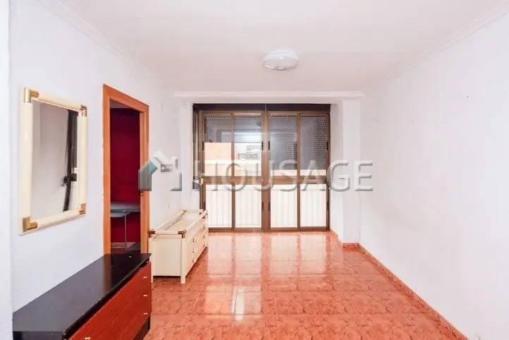 Piso en venta en Valencia 3 dormitorios 1 baño 77m2