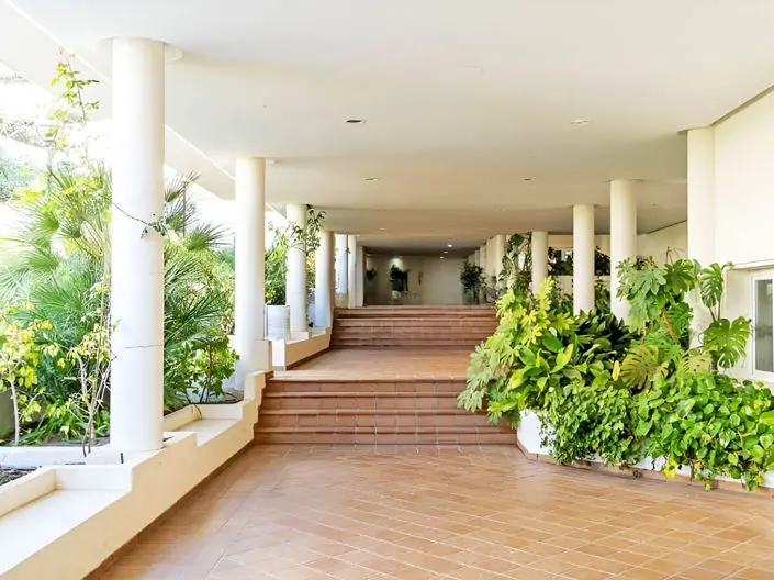 Apartamento 3 Dormitorios San Pedro Alcántara Cerca Playa