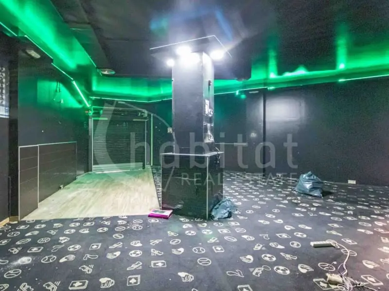 Local Comercial en Alquiler Los Montesinos 114m2