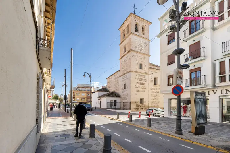 Venta Local Comercial Centro Atarfe 100m2