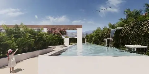 Apartamento 4 Dormitorios en Venta Estepona