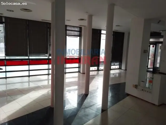 Local Comercial 310m2 En 2 Plantas Excelente Ubicacion
