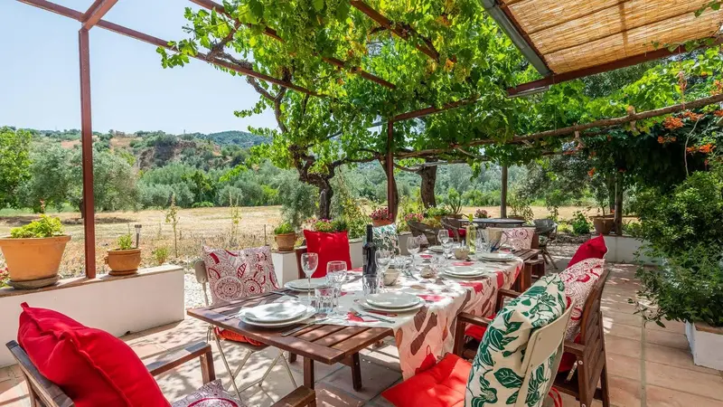 Chalet Rural con Piscina Privada en Olvera