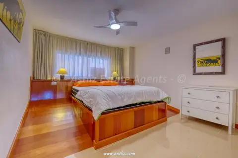 Apartamento 2 Dormitorios Playa San Juan Salinas Espaa