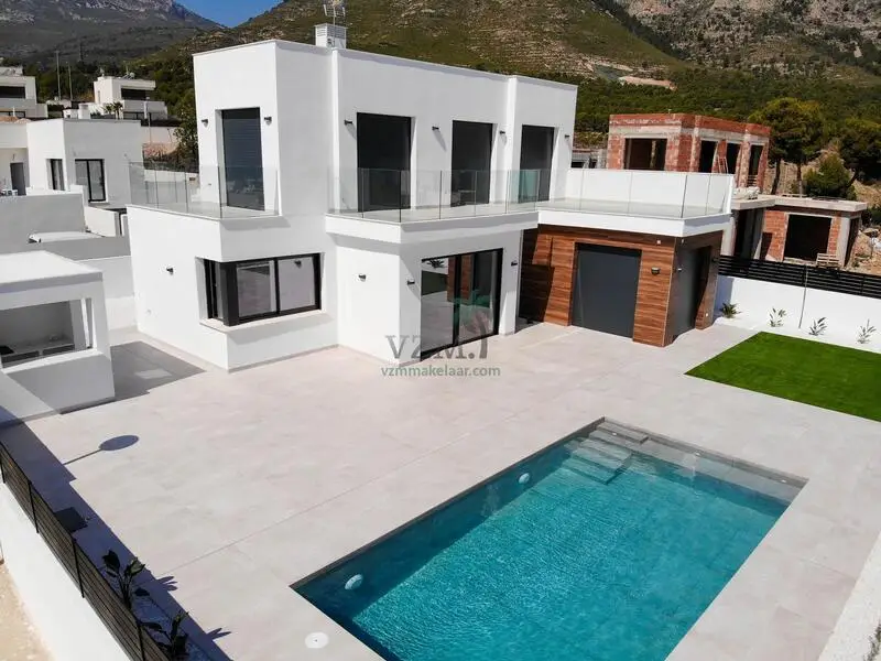 Villa en Polop con Vistas a la Bahia de Altea