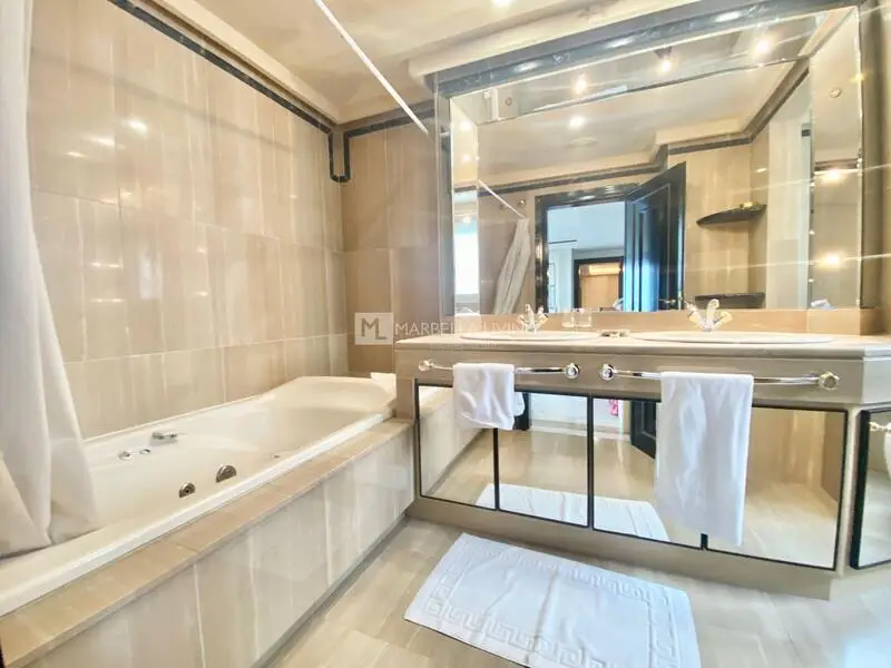 Apartamento 3 Dormitorios Alquiler Largo Plazo Marbella Málaga