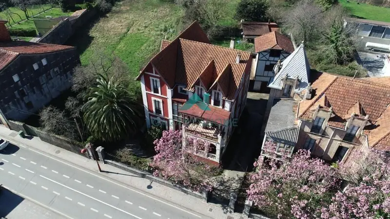 Venta Casa con jardin en Ampuero