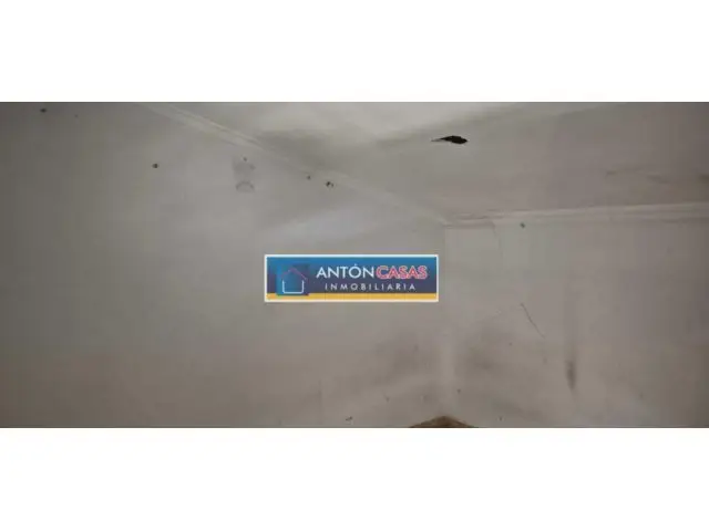 Casa para Reformar en Novelda Zona Ayuntamiento 120m2 5 Habitaciones