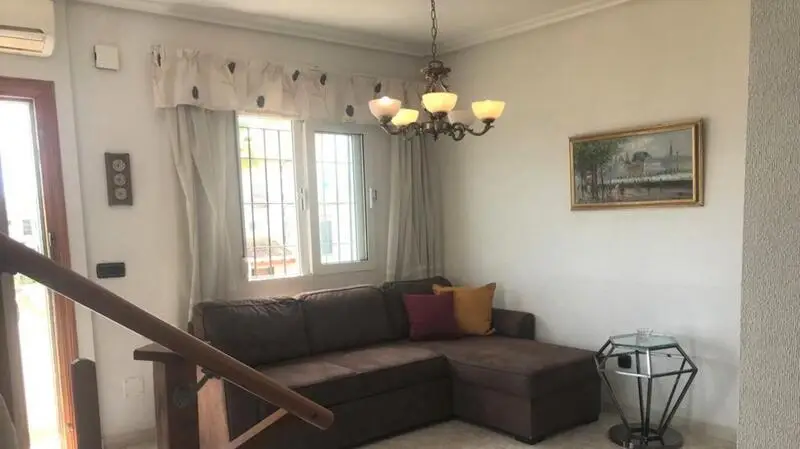Atico Duplex en Playa Flamenca con Vistas al Mar