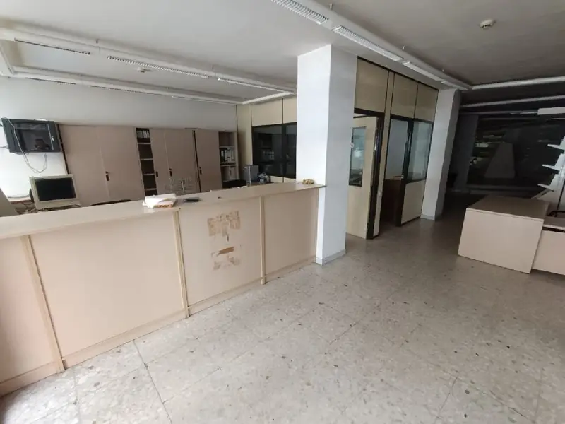 Venta Local Comercial en A Coru
ja Centro