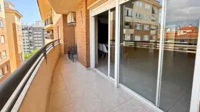 Piso en alquiler en Corte Inglés