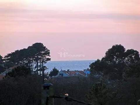 Casa-Villa de 8 Dormitorios en venta Nigran, España