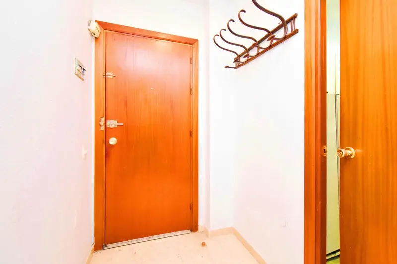 Piso en Venta en Almería Capital Zona Oliveros