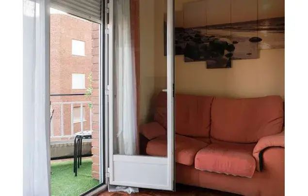 Apartamento 5 Dormitorios Alcalá Henares Balcón Decoración Elegante