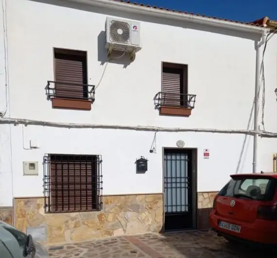 Adosado 3 Dormitorios Martos Vistas