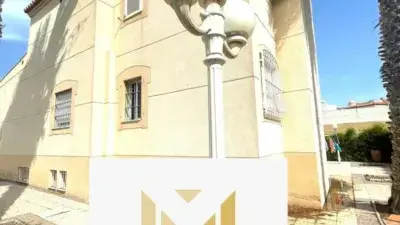 Chalet en Venta Altas Entinas 5 Dormitorios Piscina Jardin