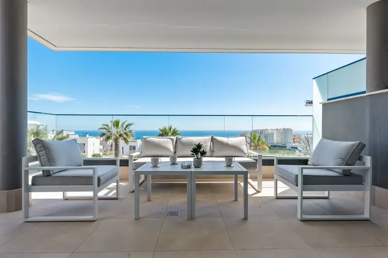 Apartamento 2 Dormitorios Alquiler Estepona Playa Rada